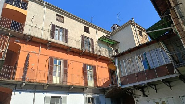 casa indipendente in vendita a Casale Monferrato