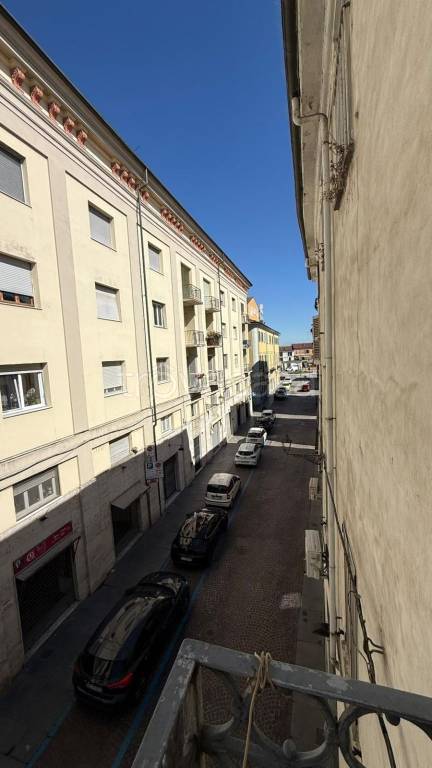 casa indipendente in vendita a Casale Monferrato in zona Casale Popolo