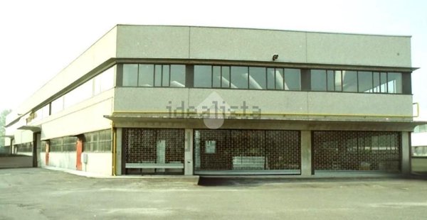 capannone in vendita a Casale Monferrato in zona Rolasco