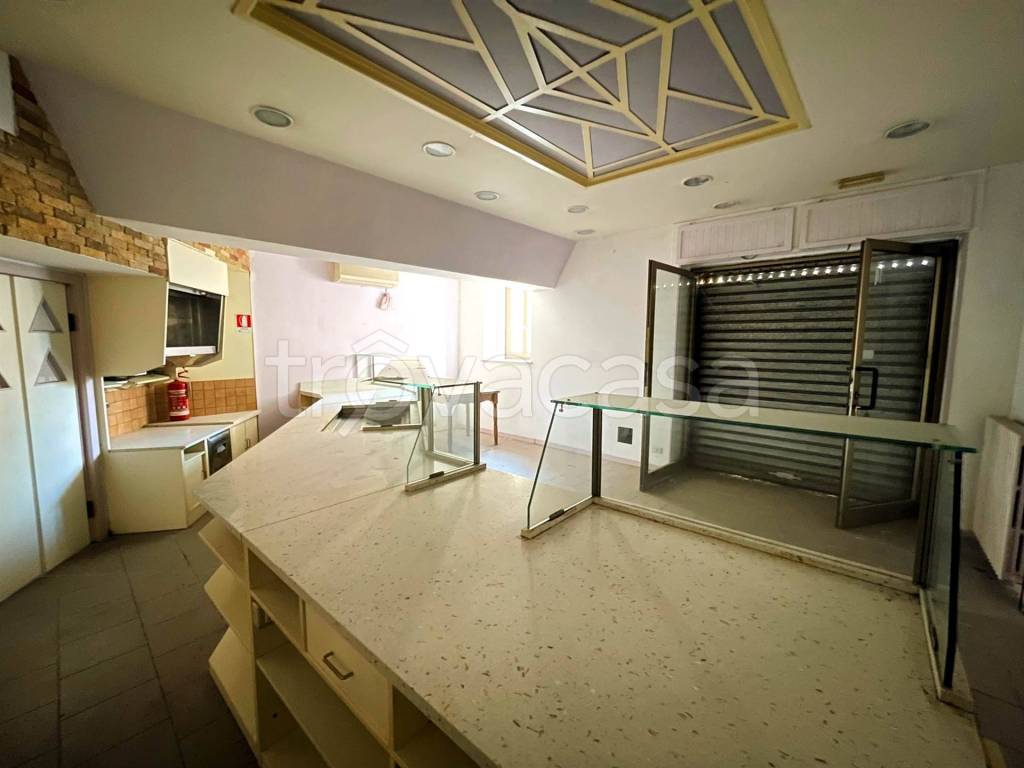 casa indipendente in vendita a Casale Monferrato in zona Casale Popolo