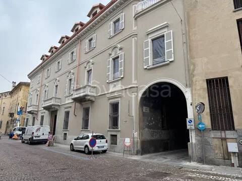 casa indipendente in vendita a Casale Monferrato in zona Casale Popolo
