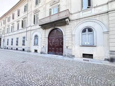 casa indipendente in vendita a Casale Monferrato in zona Casale Popolo