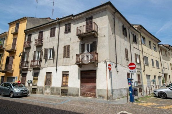 casa indipendente in vendita a Casale Monferrato in zona Casale Popolo