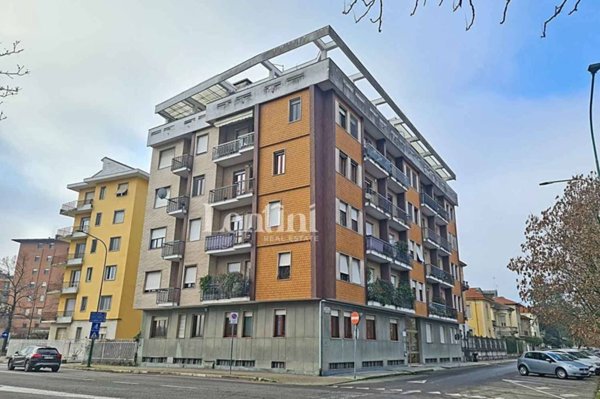 appartamento in vendita a Casale Monferrato in zona Casale Popolo