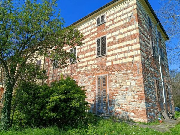 casa indipendente in vendita a Casale Monferrato