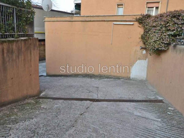 casa indipendente in vendita a Casale Monferrato