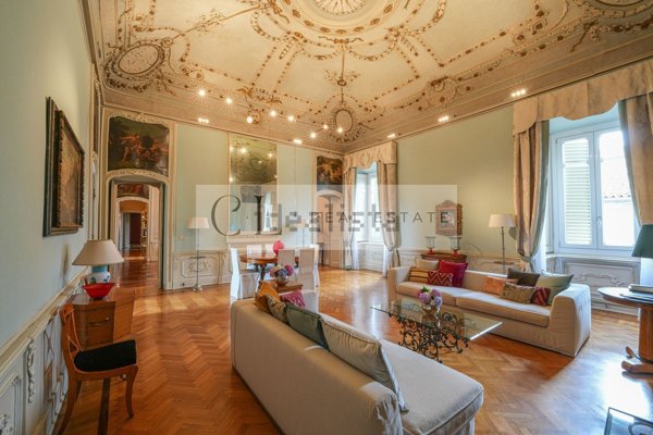 casa indipendente in vendita a Casale Monferrato in zona Casale Popolo