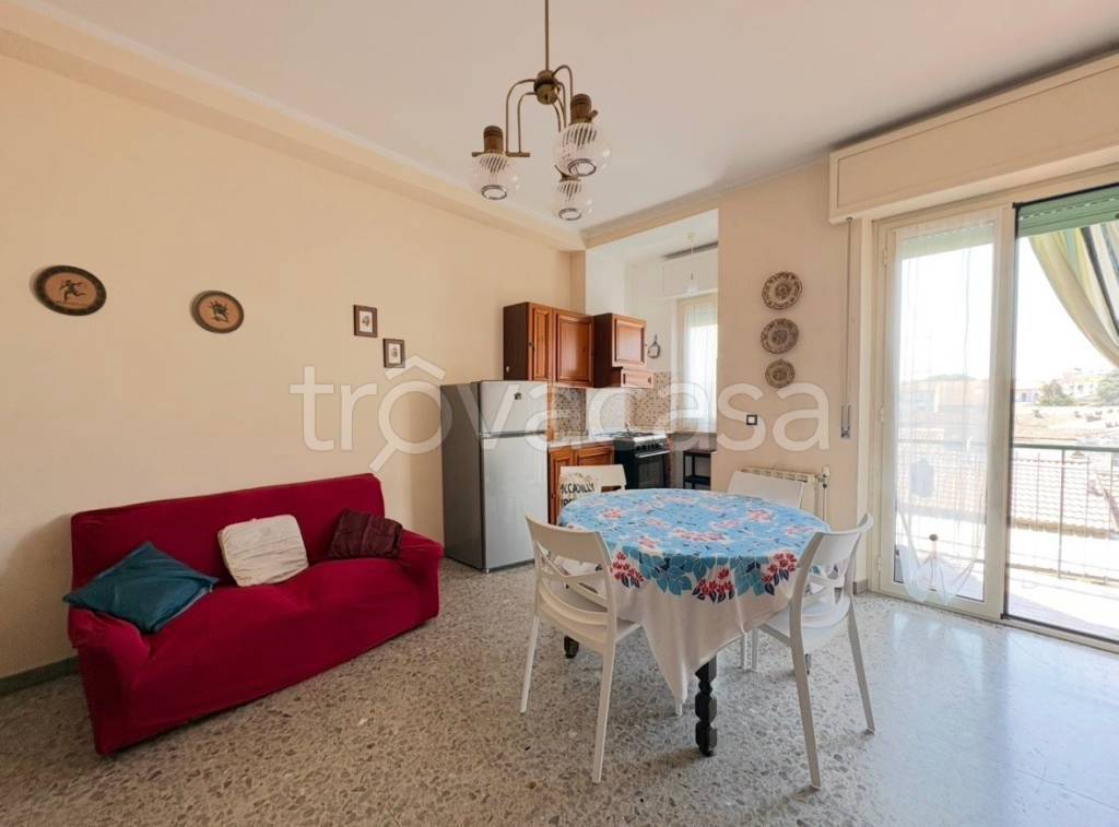 casa indipendente in vendita a Casale Monferrato in zona Casale Popolo