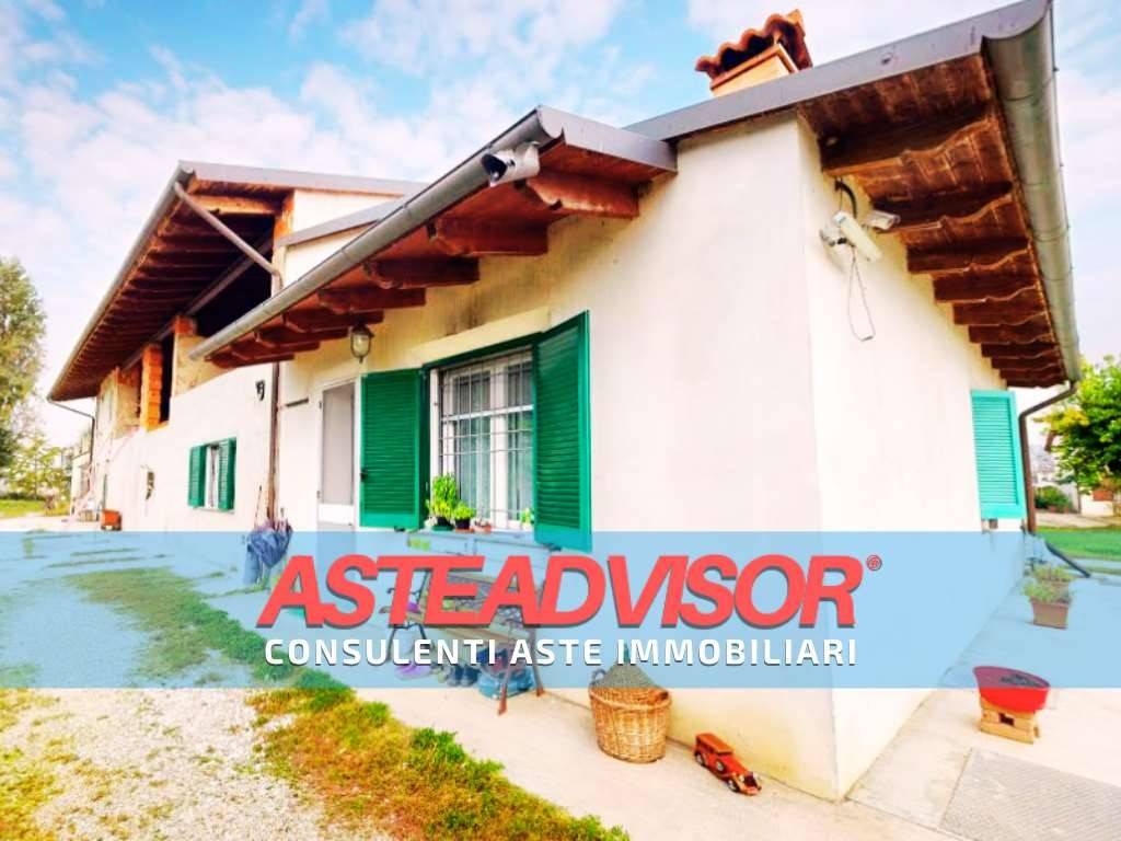 casa indipendente in vendita a Casale Monferrato