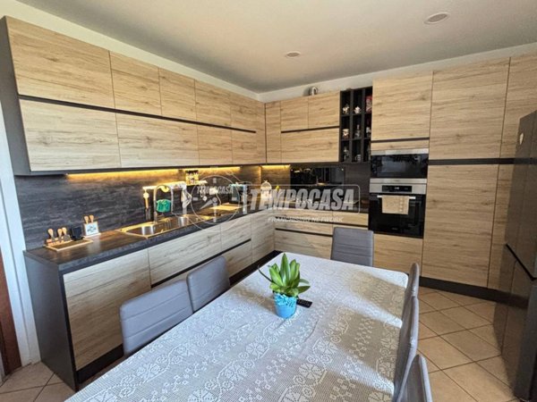 casa indipendente in vendita a Casale Monferrato in zona Terranova