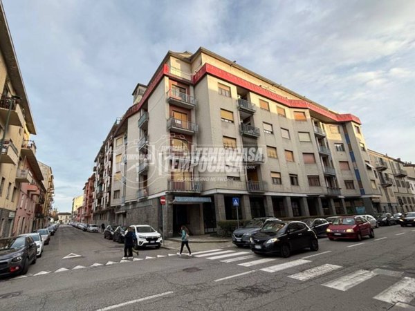 casa indipendente in vendita a Casale Monferrato in zona Casale Popolo