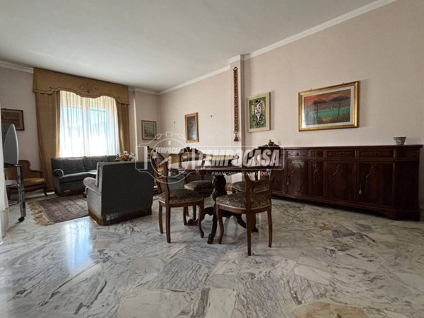 casa indipendente in vendita a Casale Monferrato in zona Casale Popolo