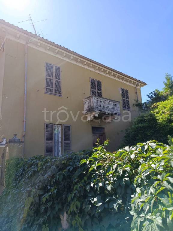 casa indipendente in vendita a Casale Monferrato