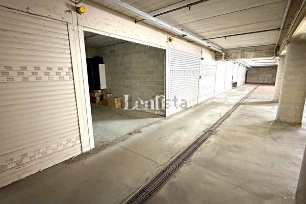casa indipendente in vendita a Casale Monferrato in zona Casale Popolo