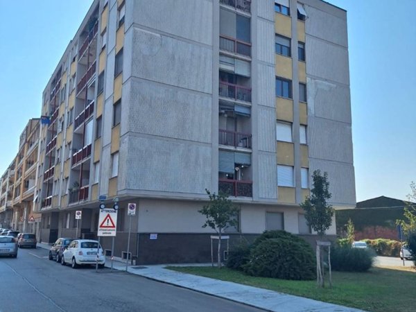 appartamento in vendita a Casale Monferrato in zona Casale Popolo