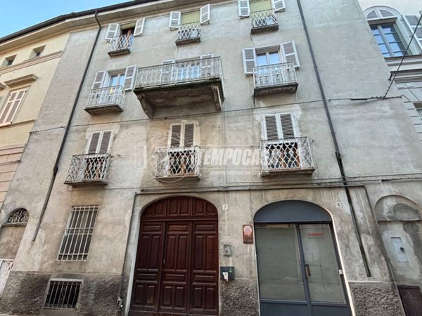 casa indipendente in vendita a Casale Monferrato in zona Casale Popolo
