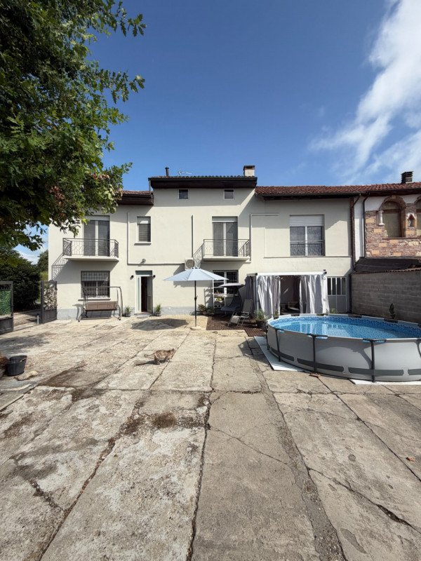 casa indipendente in vendita a Casale Monferrato