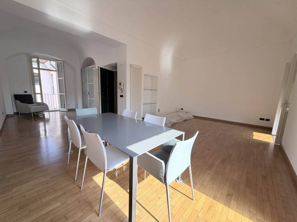 casa indipendente in vendita a Casale Monferrato in zona Casale Popolo