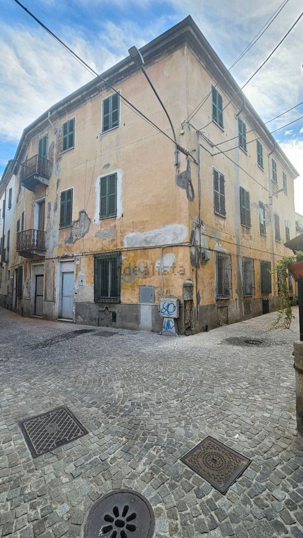 appartamento in vendita a Casale Monferrato in zona Casale Popolo