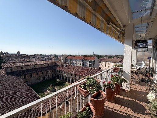 casa indipendente in vendita a Casale Monferrato in zona Casale Popolo