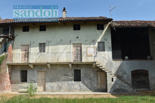 casa indipendente in vendita a Casale Monferrato in zona Casale Popolo