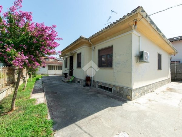 casa indipendente in vendita a Casale Monferrato
