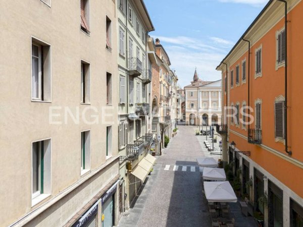 appartamento in vendita a Casale Monferrato in zona Casale Popolo