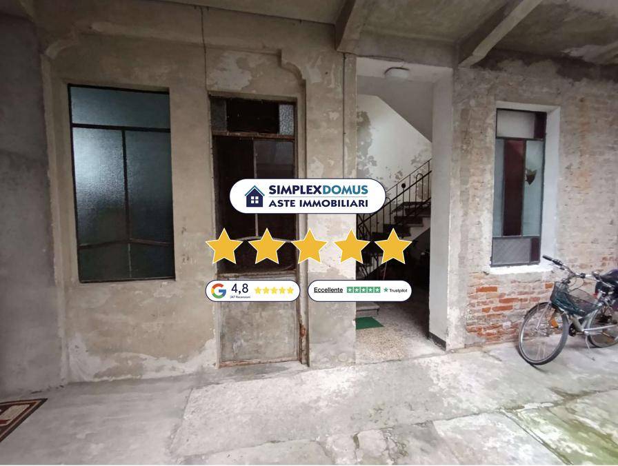 appartamento in vendita a Casale Monferrato in zona Casale Popolo