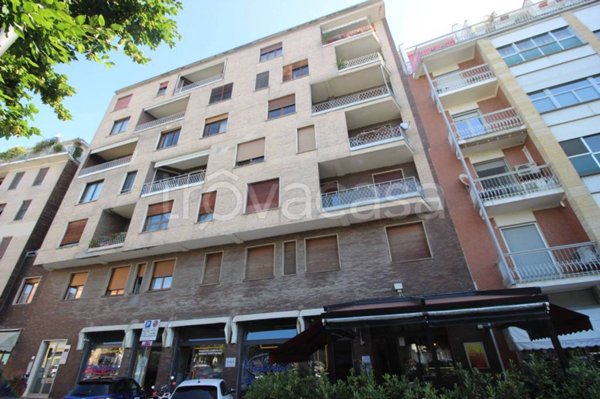 appartamento in vendita a Casale Monferrato in zona Casale Popolo