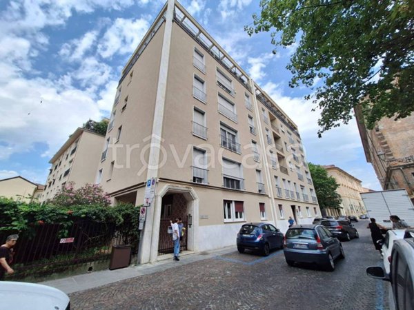 appartamento in vendita a Casale Monferrato in zona Casale Popolo