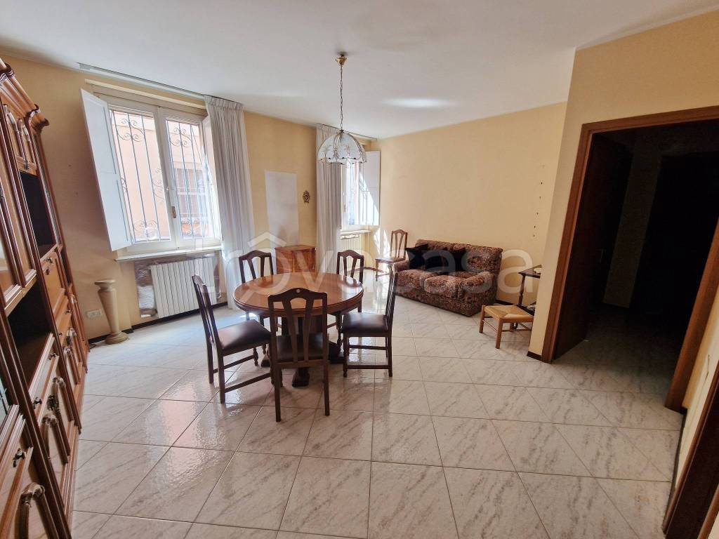 appartamento in vendita a Casale Monferrato in zona Casale Popolo