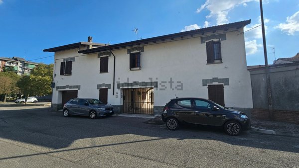 casa indipendente in vendita a Casale Monferrato