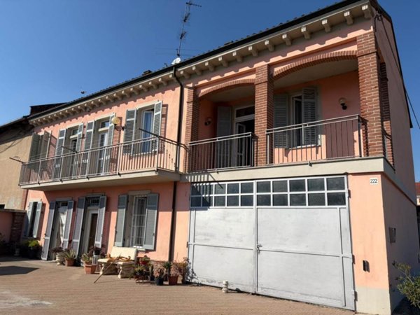 casa indipendente in vendita a Casale Monferrato in zona Terranova