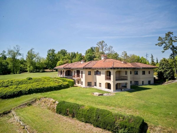 casa indipendente in vendita a Casale Monferrato
