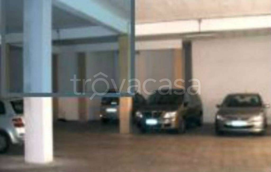 ufficio in vendita a Casale Monferrato in zona Casale Popolo