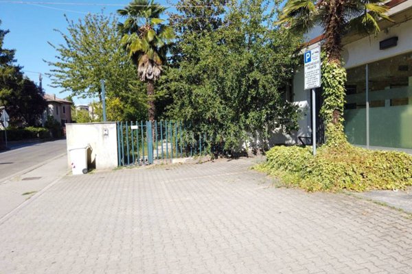 negozio in vendita a Casalnoceto