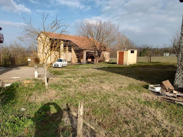 casa indipendente in vendita a Casalnoceto