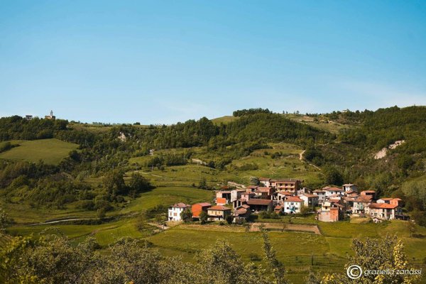 casa indipendente in vendita a Casasco