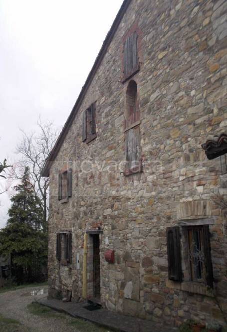 casa indipendente in vendita a Casasco