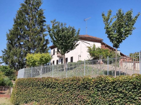 casa indipendente in vendita a Cassine