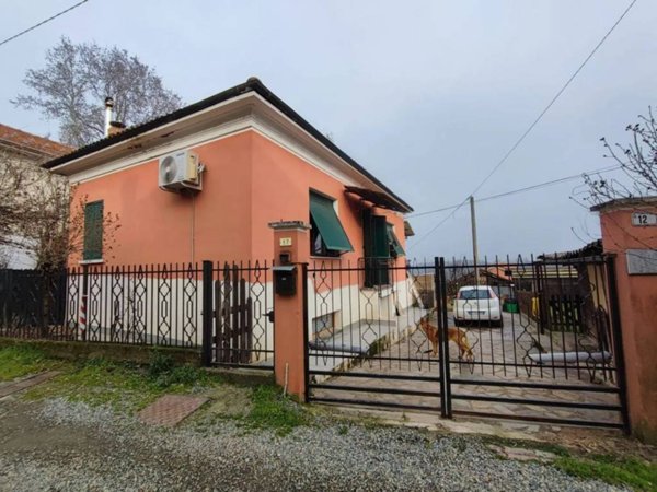 casa indipendente in vendita a Cassine