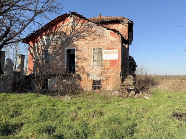 casa indipendente in vendita a Cassine in zona Gavonata