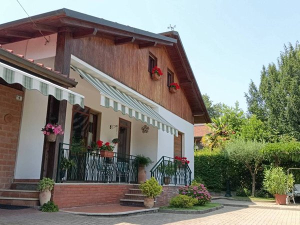 casa indipendente in vendita a Cassine