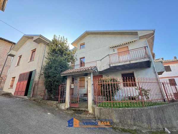 casa indipendente in vendita a Cassine