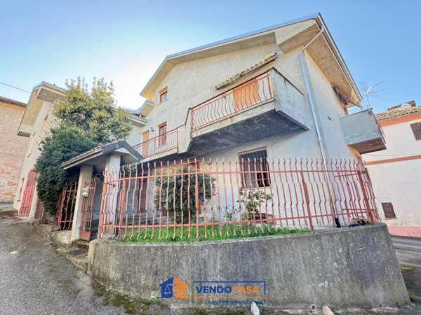 casa indipendente in vendita a Cassine