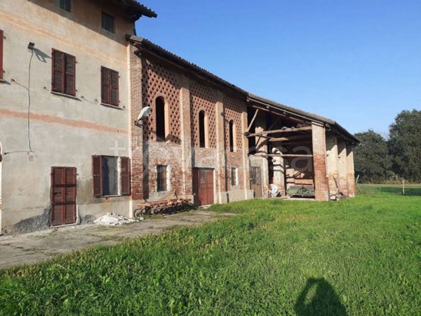 casa indipendente in vendita a Cassine