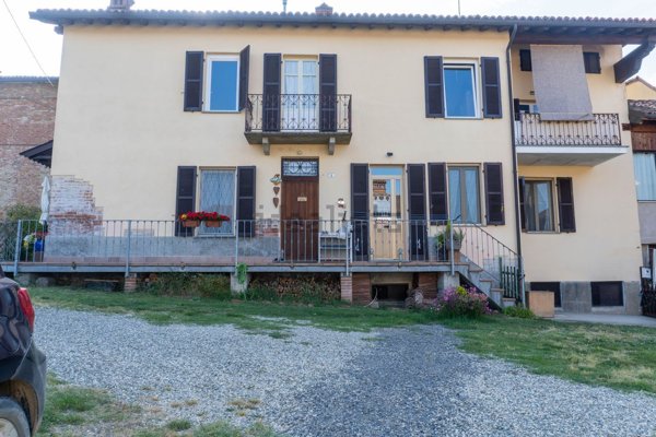 casa indipendente in vendita a Cassine in zona Sant'Andrea