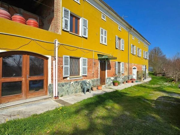 casa indipendente in vendita a Cassine