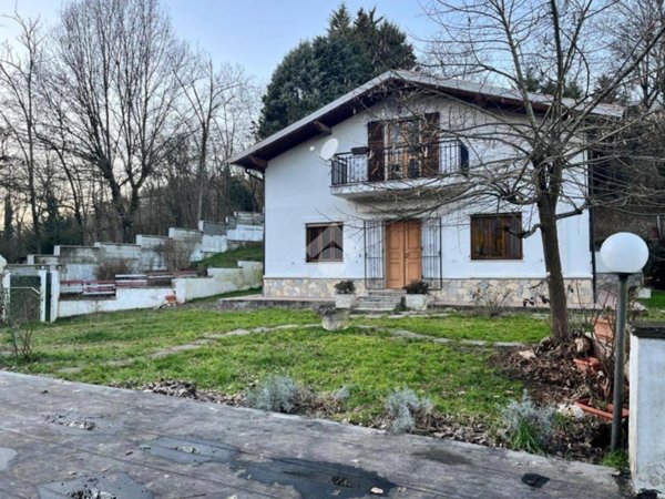 casa indipendente in vendita a Cassine in zona Caranzano