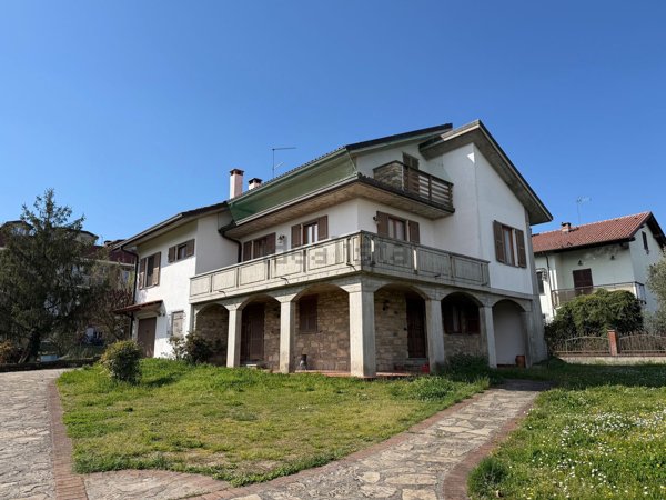 casa indipendente in vendita a Cassine